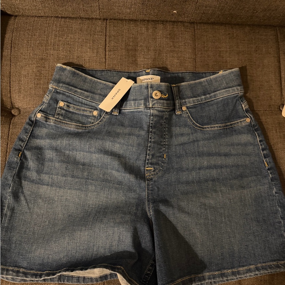 SPANXshape ™ Original
EveryWear Jean Short, 5" - Vintage Indigo